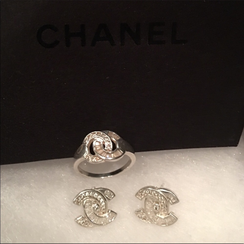Silver Crystal Set - Picture 6 of 10